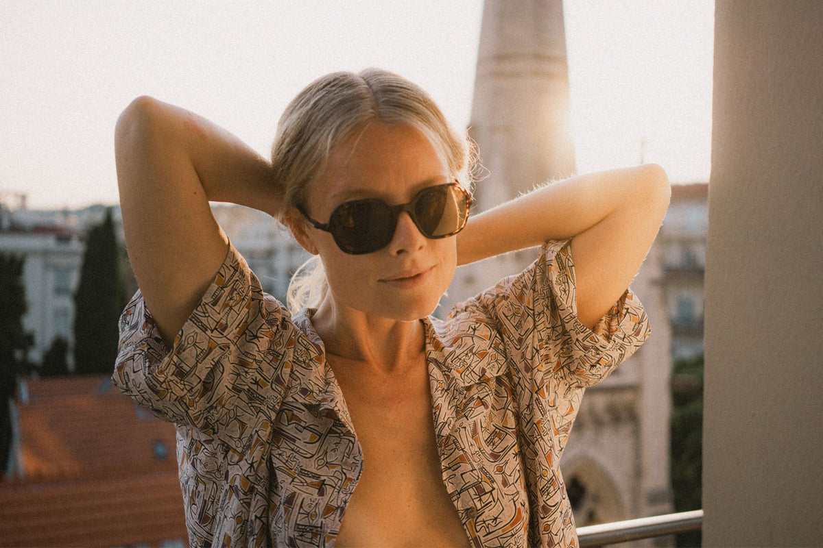 Cammina, Ombraz Armless Sunglasses